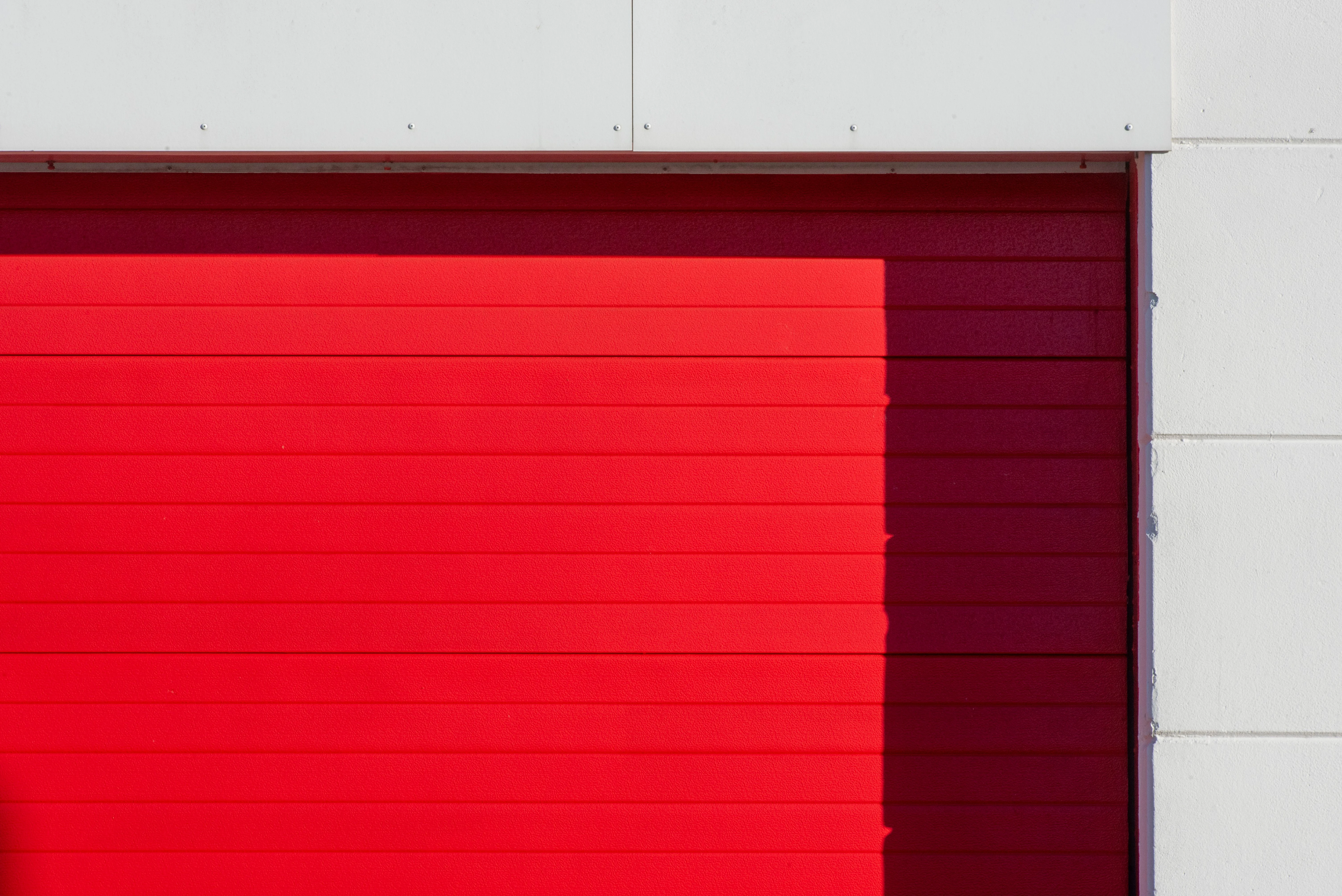 Residential garage door in Allen